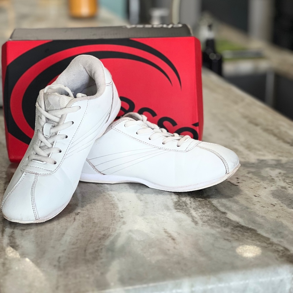 White sports shoes